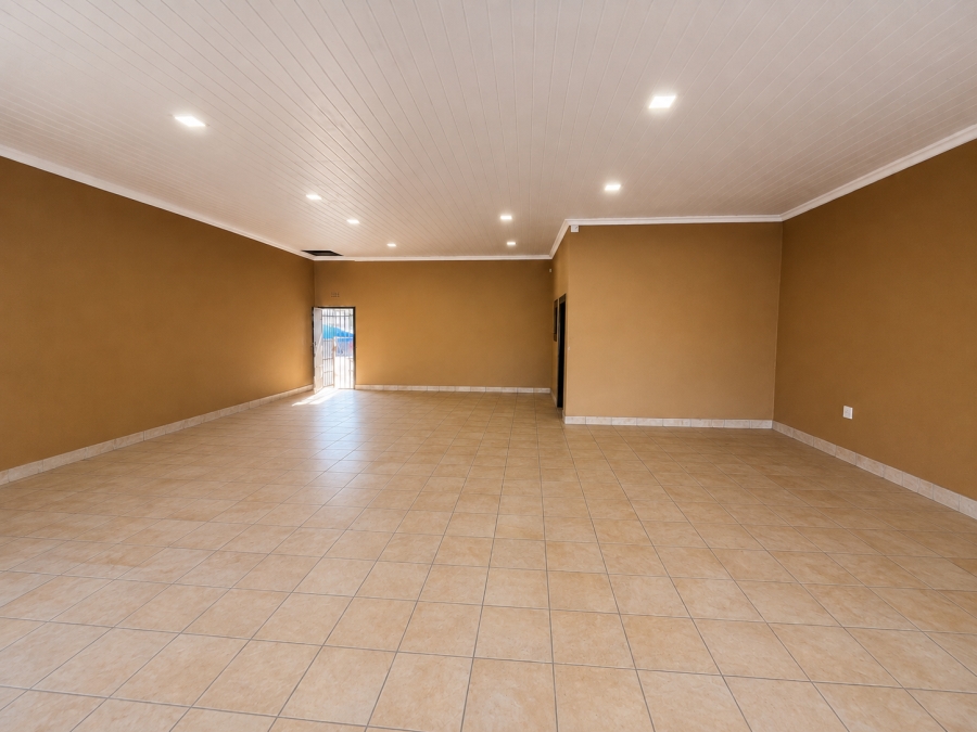 To Let Commercial Property for Rent in Protea Park North West